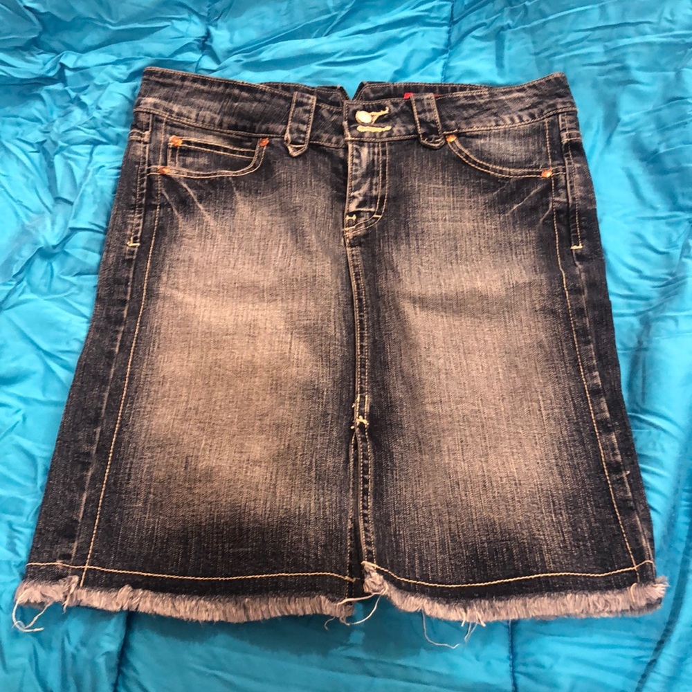 Guess denim skirt size 27/6.